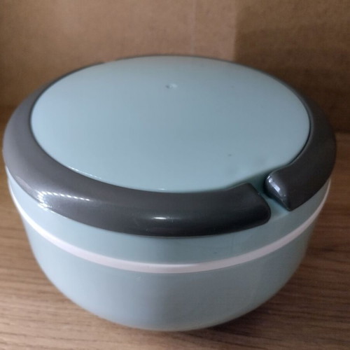 Food container thermos insulated, like new