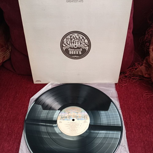 Barry White's Greatest Hits vinyl record, like new, R&B Soul