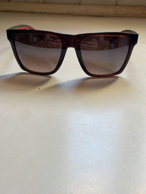 Gucci sunglasses like new