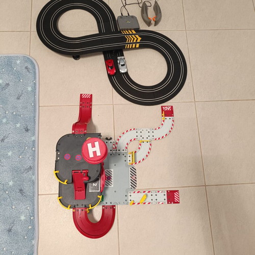 Majorette fire station and Maisto Tech racetrack like new