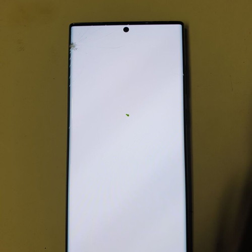 Samsung Galaxy S22 Ultra used, 12GB RAM, 512GB, green, cracked screen