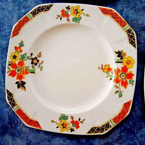 Alfred Meakin Porcelain Plates Set from England