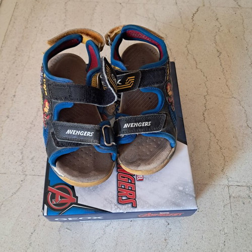 Geox sandals size 29 used, black and blue boys' shoes