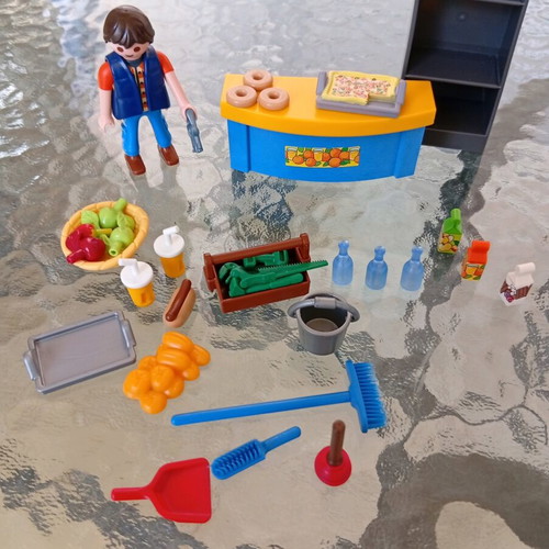 Playmobil City Life School Canteen 9457 like new