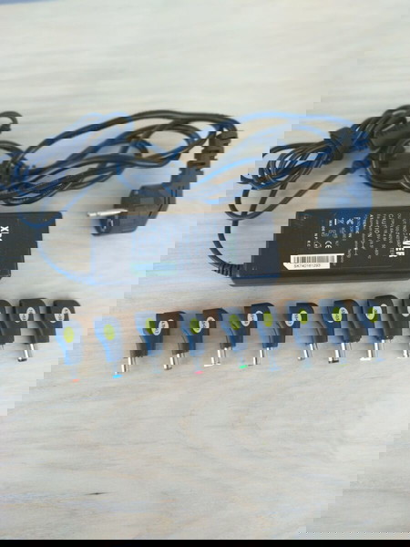Universal Φορτιστής Laptop 90W xpower