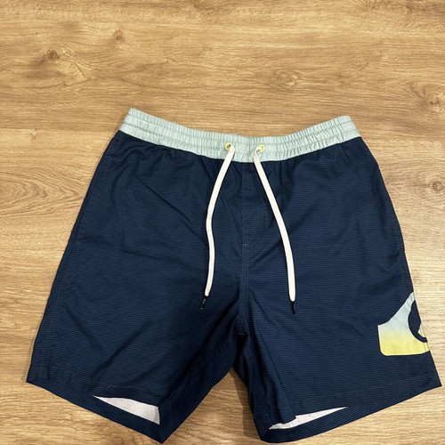 Quiksilver swim shorts like new, size small, blue and turquoise