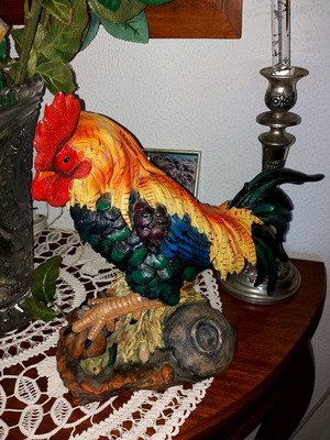 Decorative rooster like new