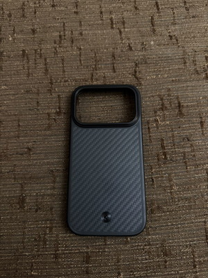 Spigen Enzo Aramid Back Cover Aramid Fiber Black iPhone 17 Pro
