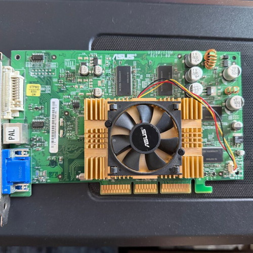 Asus Nvidia GeForce 4 MX440-8X (V9180) 128mb video card GPU with artifacts, defective