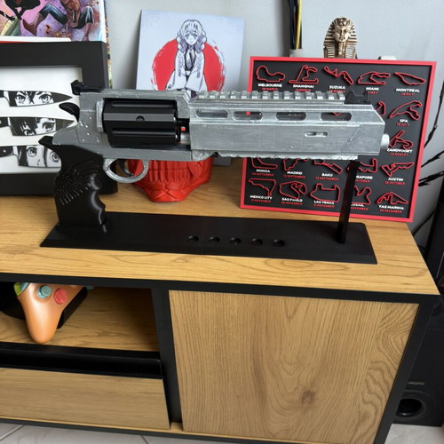 Requiem Gun Replica with stand and 6 bullets