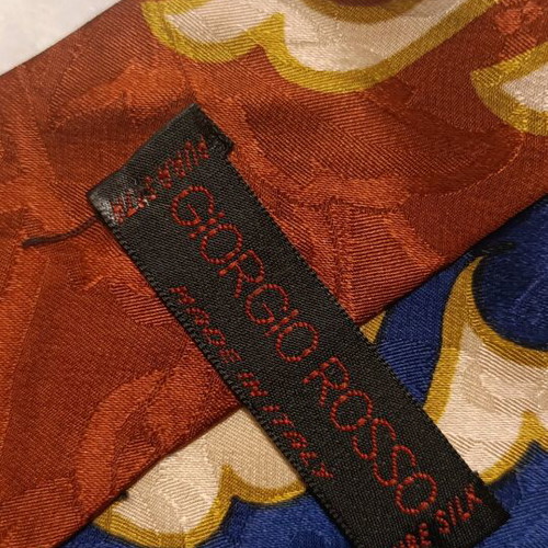 Silk Italian tie like new, multicolored with retro design