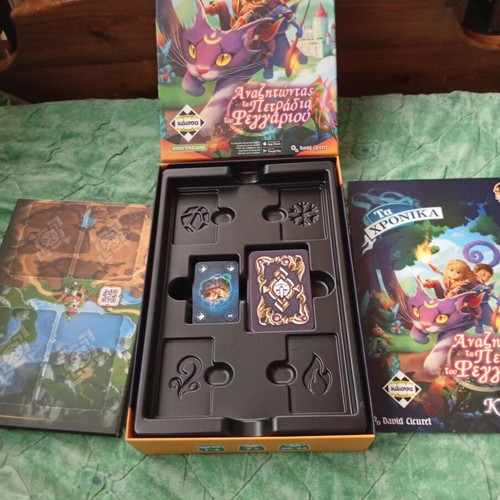 Board game Ta Chronika: Searching for the Moonstones, Greek edition