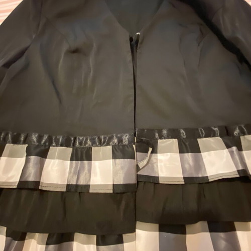 Women's black blazer like new, size XL