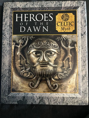 Heroes of the Dawn βιβλίο σαν καινούργιο, αγγλικά