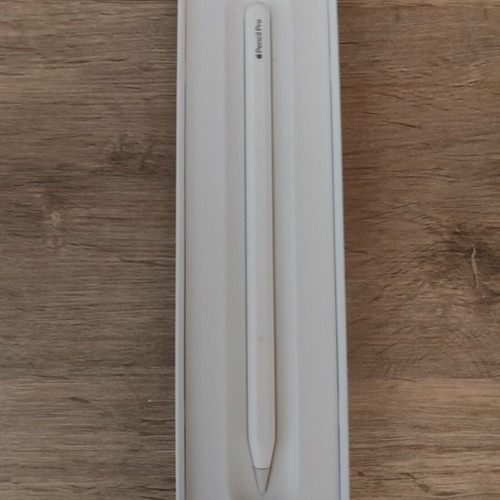 Apple iPad Pro 2024 13 ιντσών 8GB/256GB ασημί σαν καινούργιο, πακέτο με Apple Pencil, θήκη και προστατευτικό οθόνης