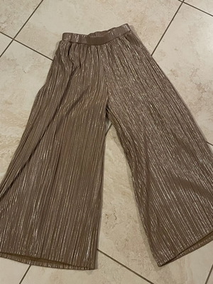 Shiny pants for girl Canada House new, size 128 cm, gold