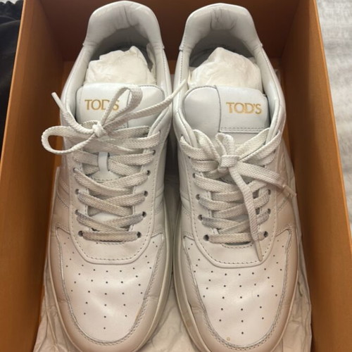 Tod's white leather sneakers size 40.5 with box and dust bag