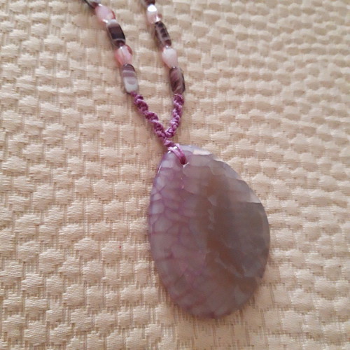 Handmade necklace with beautiful agate and glass beads new