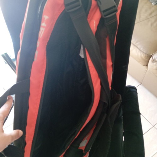 Head Radical Tennis Bag used with storage for 6 rackets and cooling compartment