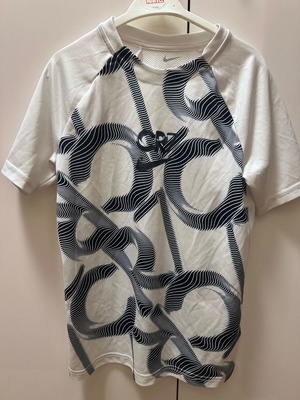 Nike t-shirts used, set of 3, size medium