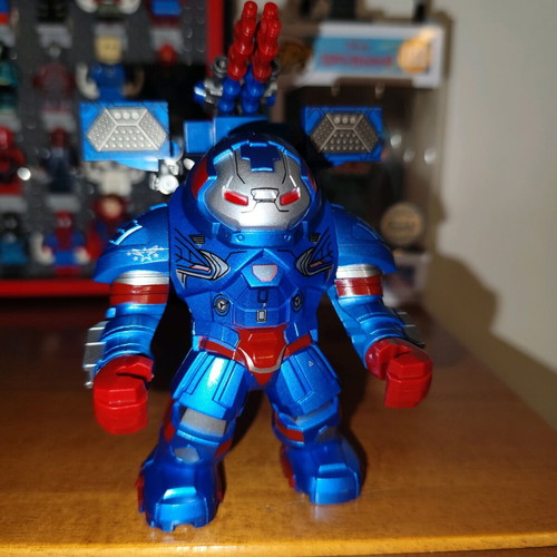 Iron Patriot Hulkbuster figure like new