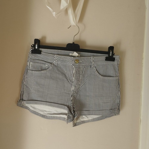 Bershka striped shorts like new, size S, black and white
