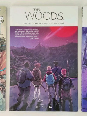 The Woods vol.1 & vol.2 και Amala's Blade σαν καινούργια, πακέτο κόμικς στα Αγγλικά