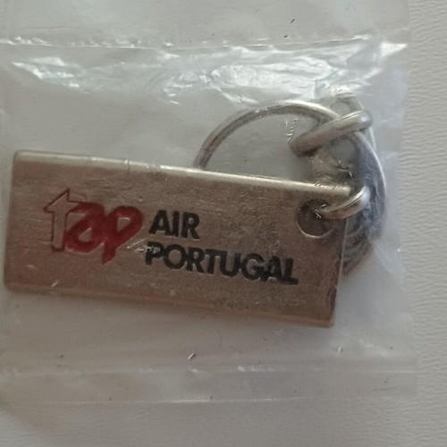 Vintage metal keychain TAP Air Portugal (Retro 70s/80s, sealed)
