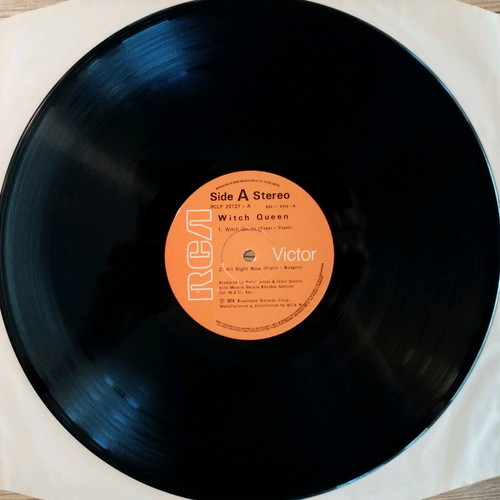 Witch Queen vinyl used, electronic music
