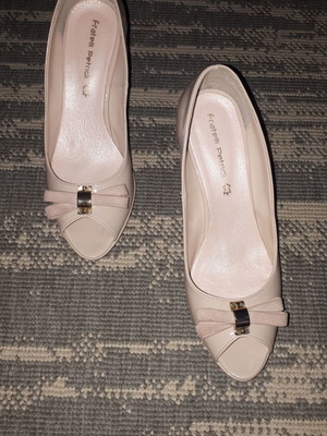 Παπούτσια Fratelli Petridi δερμάτινα μπεζ νούμερο 38 νέα