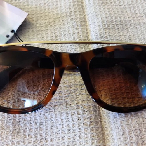 Solo-Solis NDL2647 sunglasses new, brown tortoise, Wayfarer design