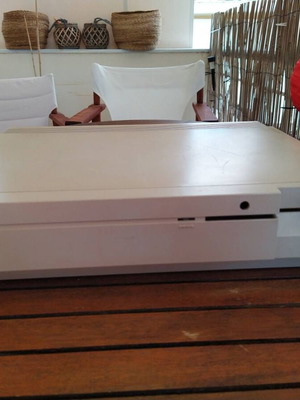 Commodore 128D case used with small mod lock