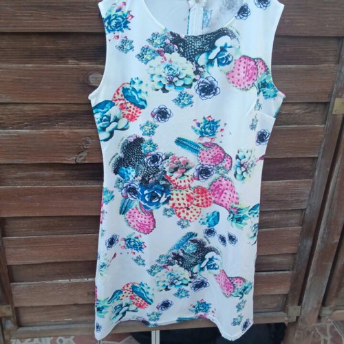 Dress size L, like new, polyester, multicolor