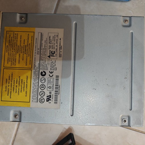 Delta OIP-CD5200A 52X Max IDE CD-ROM Drive, vintage retro PC