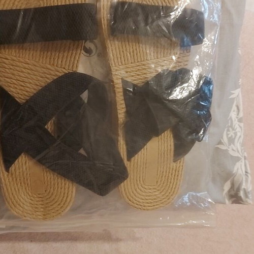 Women's Platform Sandals new, size 40-41, black and beige