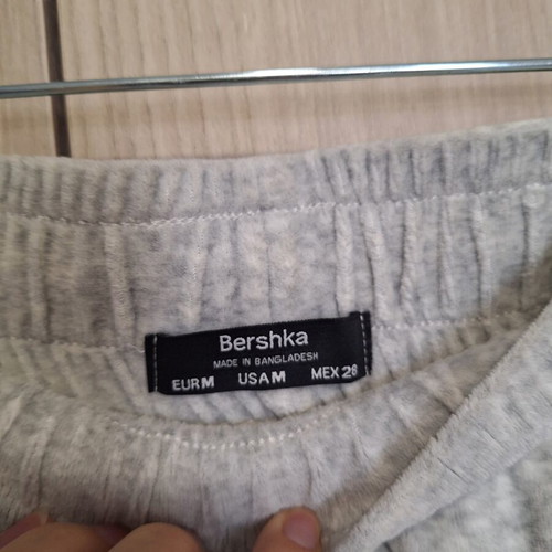 Bershka Light Grey Terry Plush Sweat Shorts Escape Reality, Size M