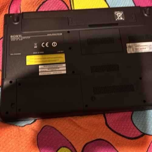 Sony Vaio PCG-71C11M laptop used, Windows, new internal disk