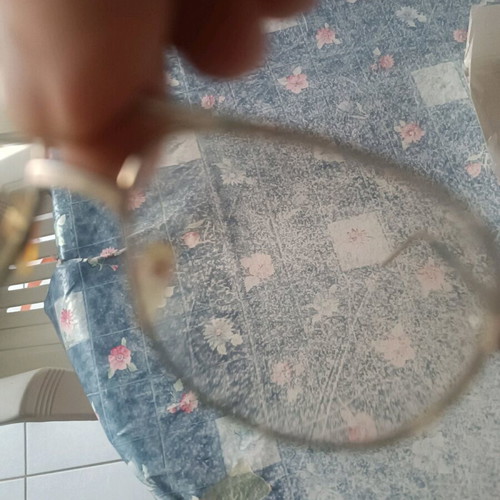 Ray-Ban vintage frame with lenses like new, gold color