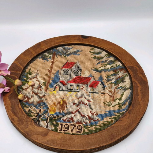 Gobelin used from 1979 with hand embroidery and oak frame