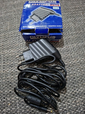 Olympus AC adaptor like new