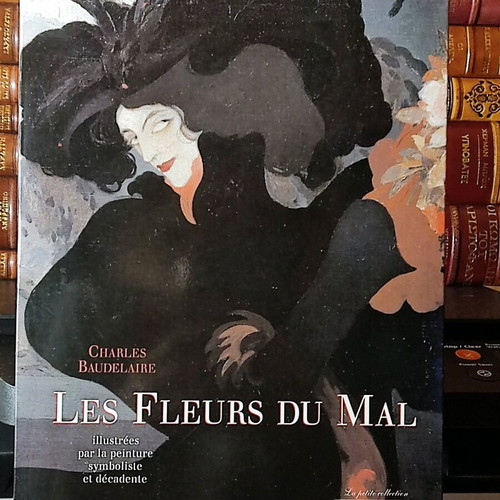 Les Fleurs du Mal Baudelaire hardcover like new, French language