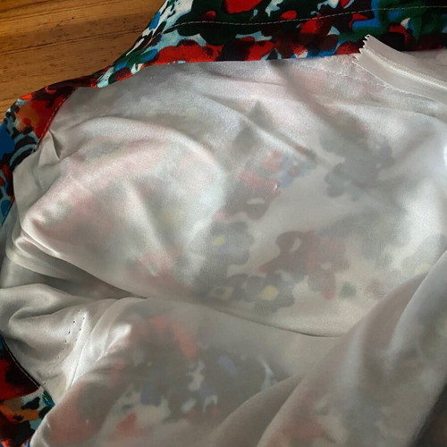 Floral dress small used with pockets, mini, white multicolor