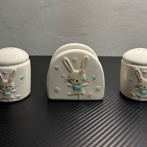 Easter ceramic salt and pepper set with napkin holder like new
