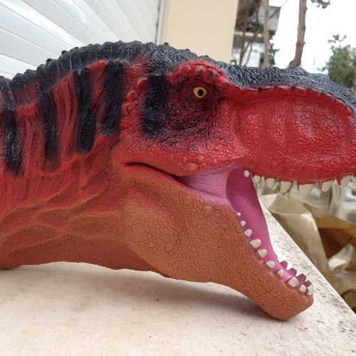Realistic latex puppet head T-Rex red like new
