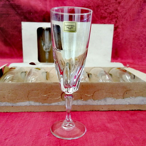 Luminarc France Champagne Glasses Set of 6 New from 1983