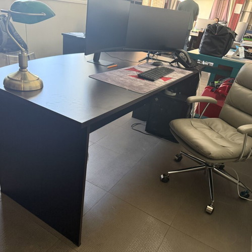 Office desk like new