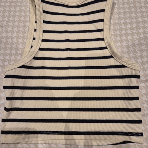 H&M Short Top like new, size S, black and beige