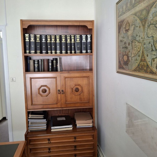 Set of 3 Display Cabinets made of solid wood like new