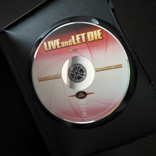 James Bond Live and Let Die DVD Special 007 Edition like new