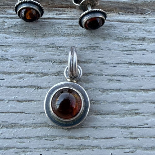 Silver set with amber